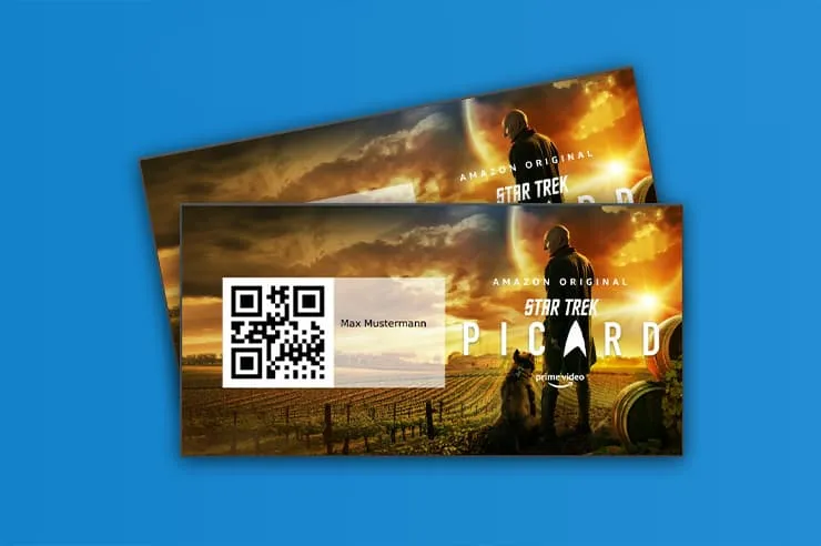Zwei Premieren-Tickets im Design von Star Trek: Picard mit QR-Code und Gastname